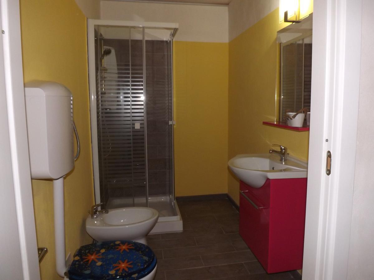 B&B Central Toma 2 Montecatini Terme Kültér fotó