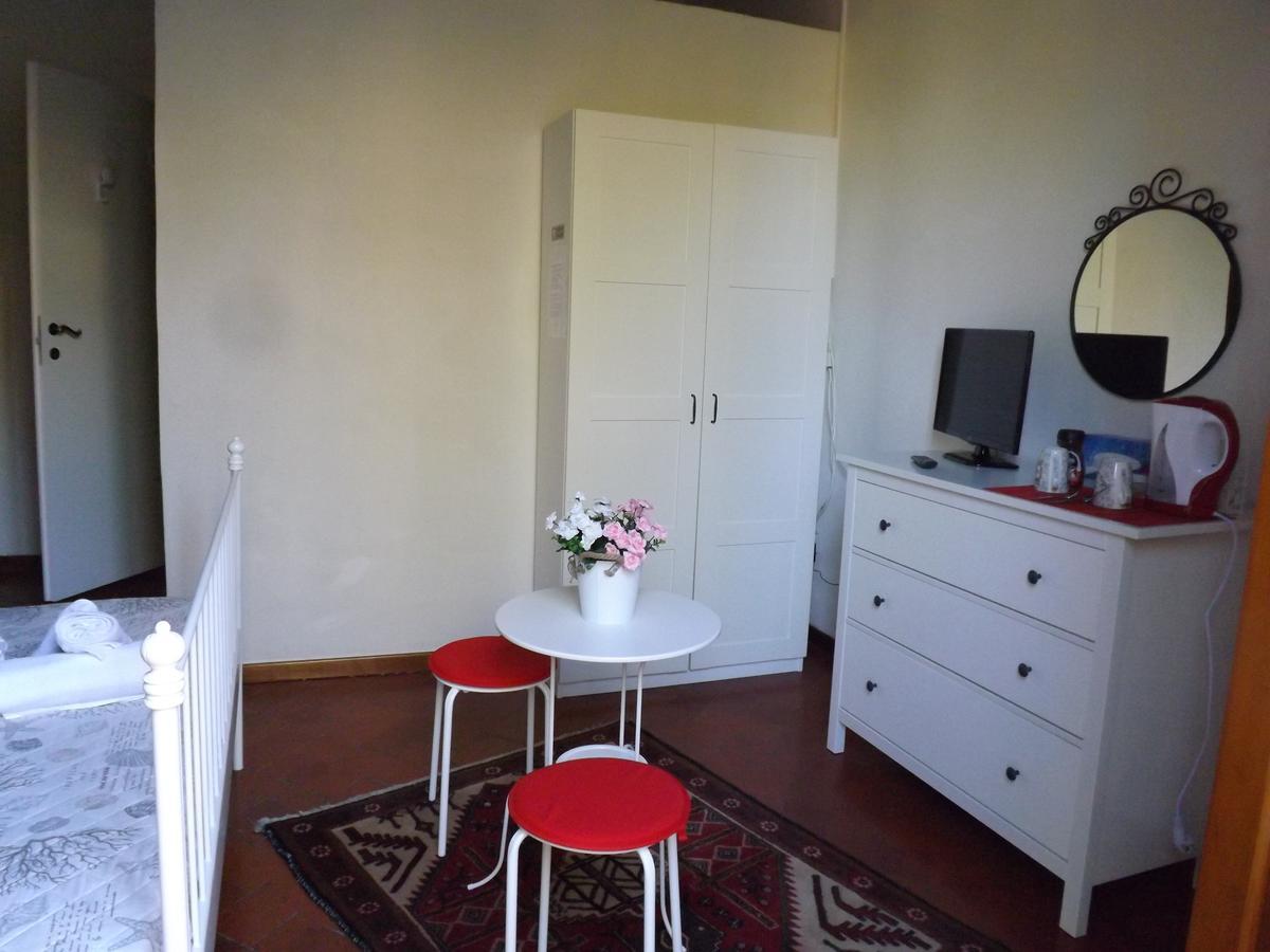 B&B Central Toma 2 Montecatini Terme Kültér fotó
