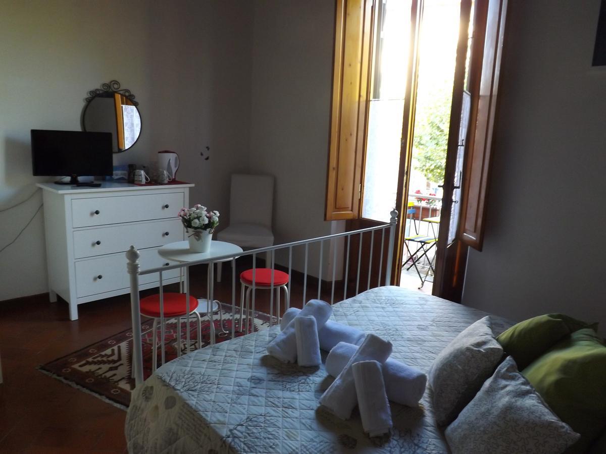 B&B Central Toma 2 Montecatini Terme Kültér fotó